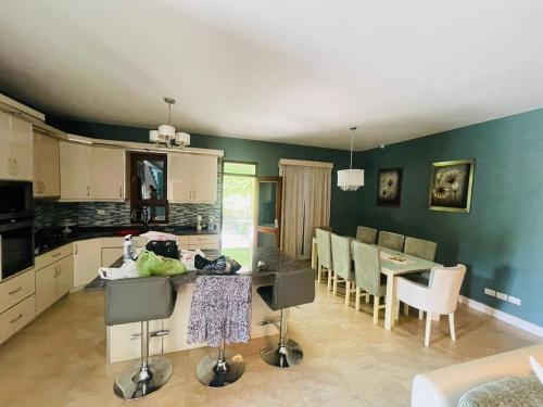 Kuchyň nebo kuchyňský kout v ubytování Villa
