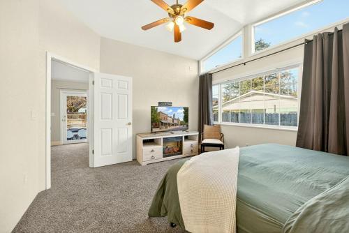 En eller flere senge i et værelse på Jville Gem, Walk Downtown