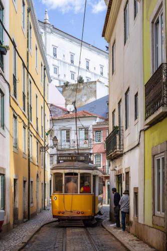 Alfama Pateo Studio