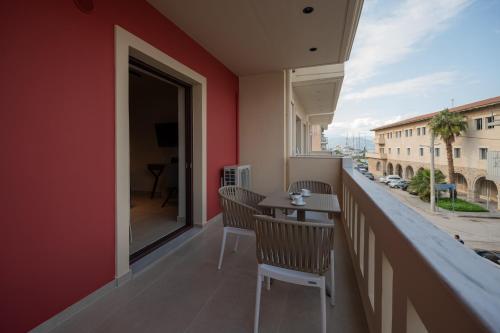 ISYRA loft stay