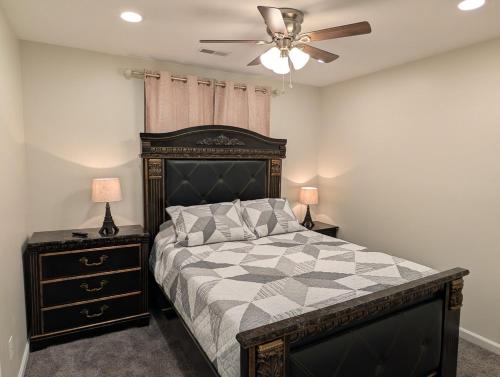 Ένα ή περισσότερα κρεβάτια σε δωμάτιο στο Welcome to The Boro 3 bd 3 bath across MTSU