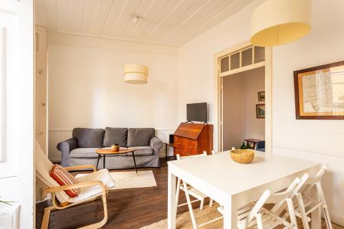 Alfama Typical 2 Bedroom apartment
