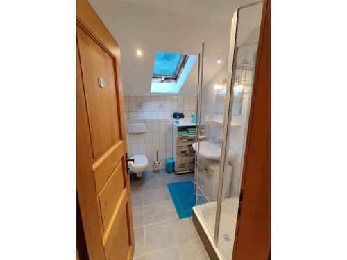 Et badeværelse på Holiday apartment Sonnenberg