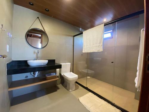 Et badeværelse på Bangalo beira-mar Praia do Frances