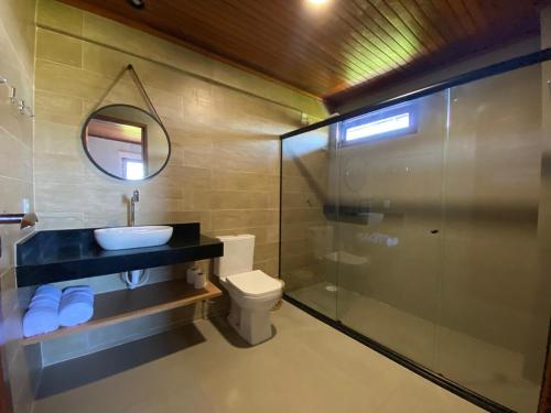 Et badeværelse på Bangalo beira-mar Praia do Frances