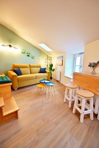 Élégant studio à Tournus - logement moderne et bien situé - ROGER