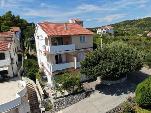 Apartments and rooms with parking space Palit, Rab - 5067