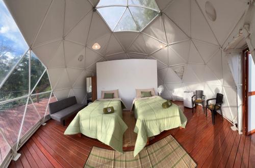 Et opholdsområde på Shapaja Glamping