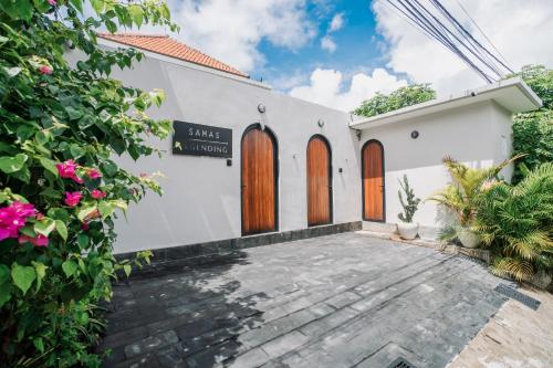 Το κτήριο όπου στεγάζεται  το διαμέρισμα