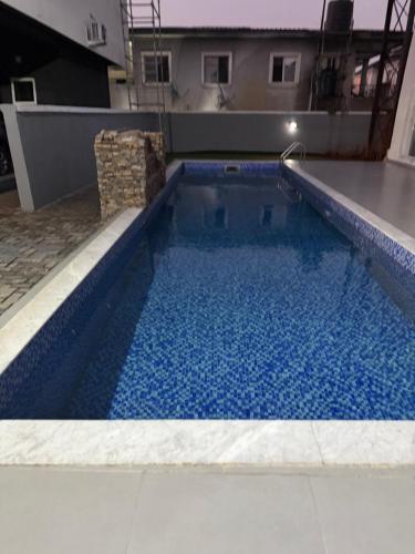 Hồ bơi trong/gần Luxe 4bedroom duplex with pool in lekki