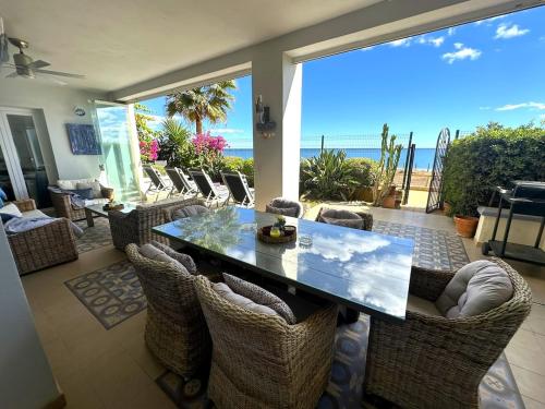 LA PERLA DE MARAKECH 8 beachfront 3-bedroom-groundfloor apartment