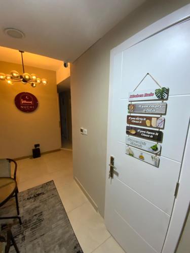 Afbeelding uit fotogalerij van Nuchiii Hostel in Dubai