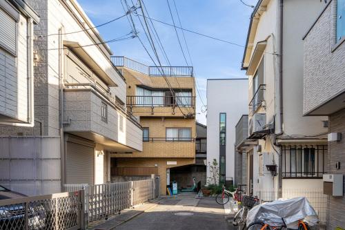 Marble TOKYO Base Tabata ABC