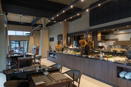 Mad på resortet eller i nærheden