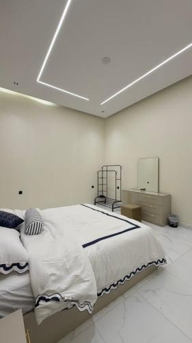 Postel nebo postele na pokoji v ubytování استراحة أُنس