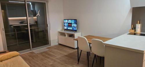 Et tv og/eller underholdning på Chez Suzi - La baule centre