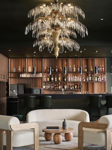 Pearl Hotel