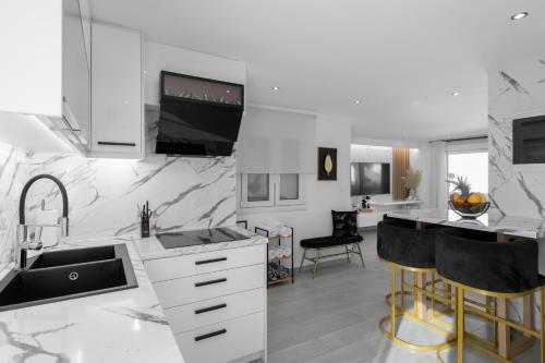 Diogenis Seaside Suite