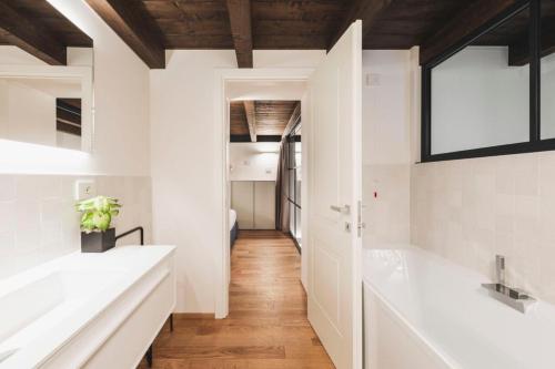 Et badeværelse på Volta Luxury Collection