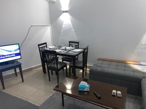 Apartments with hotel services 12 swimming pools around 15 minutes from Sharm Elshakh international airport direct in peace street 5 minutes between old market and Nama by