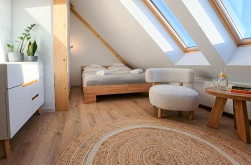 Letto o letti in una camera di Lawendowe Rancho