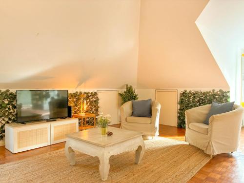 My Fair Lisbon - 3 Bedroom Loft near Príncipe Real
