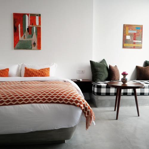 Llit o llits en una habitació de Serenity Home
