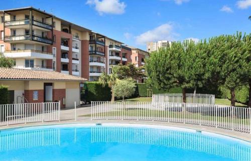 T3 - 2 places de parking - balcon - Climatisation photo 5