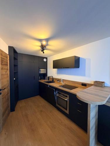 Appartement neuf et cosy les Tommeuses vue splendide, sur piste, Tignes Val Claret