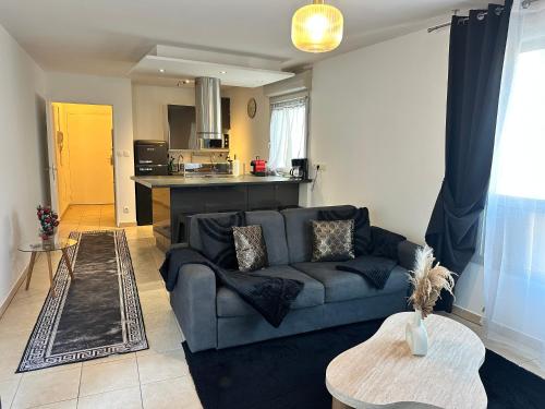 Superbe appartement tout équipé avec parking.