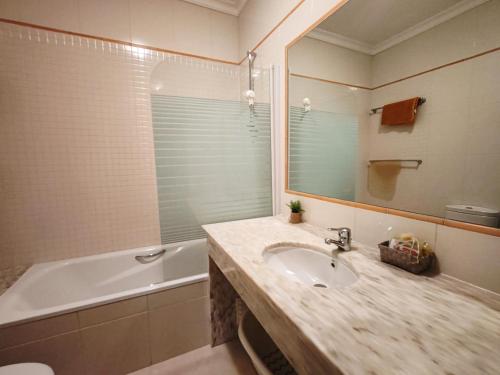 4AO Brisa Mar - Casas & Papeis
