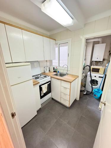 APARTAMENTO PRIMERA LINEA MAR CAMBRILS cerca PUERTO