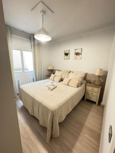 APARTAMENTO PRIMERA LINEA MAR CAMBRILS cerca PUERTO
