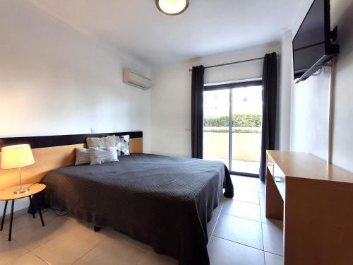 AREIAS DA ROCHA Beach Apartment