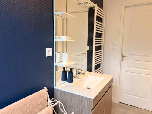 Koupelna v ubytování Gîte - Le Pied des Remparts