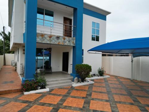 Kadny Villa