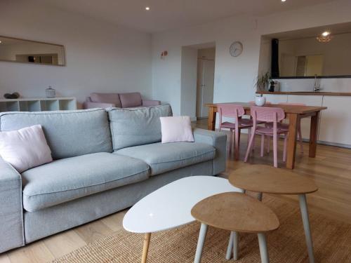 Posezení v ubytování Le DenysPuech 55m2 plein centre avec jardin!