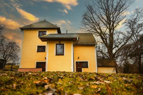 Penzión Pri Kaštieli Záturčie