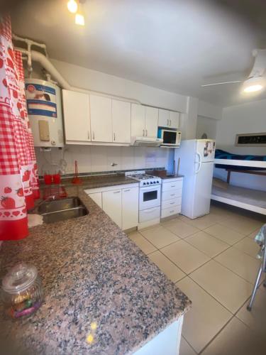 Galeriebild der Unterkunft Deptos Drei Kinder in Belén de Escobar