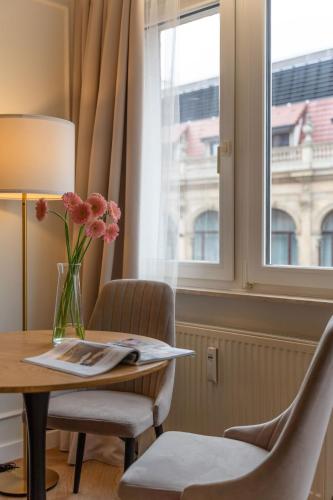 Świdnicka City Center Apartment with Opera View ProperUNIT