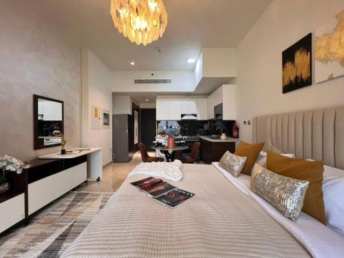 Fully Equipped Home near Miracle & Butterfly Gardens