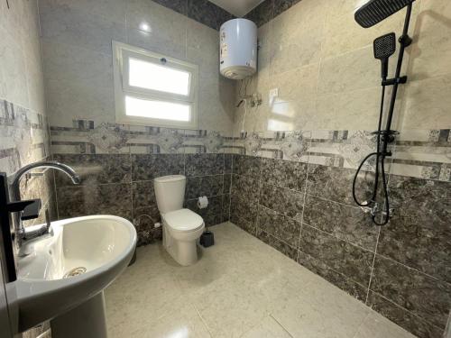 Koupelna v ubytování La Dolce Villa with Private Pool