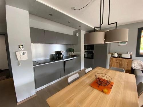Appartement 4 pièces, 6 personnes, Sauna, Hammam, Parking, Wifi