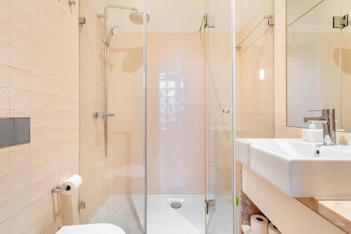 WHome Modern Comfort in Old Lisbon
