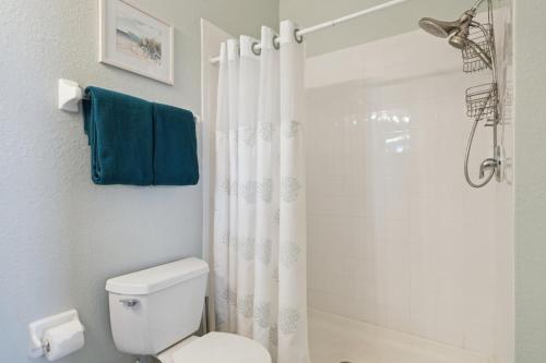 3BR Windsor Hills Condo Water Park and Skeeball Near Disney No Resort Fees photo 20