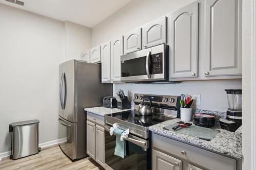 3BR Windsor Hills Condo Water Park and Skeeball Near Disney No Resort Fees photo 32
