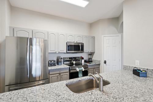 3BR Windsor Hills Condo Water Park and Skeeball Near Disney No Resort Fees photo 31
