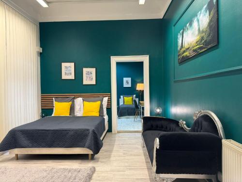 Cozy Central Two-Bedroom Apartment