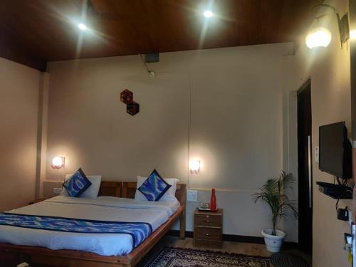 Ένα ή περισσότερα κρεβάτια σε δωμάτιο στο lake & woods-a boutique lakeview property