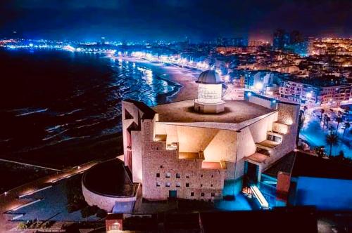 Loft Dalia Las Canteras Beach, free parking&wifi